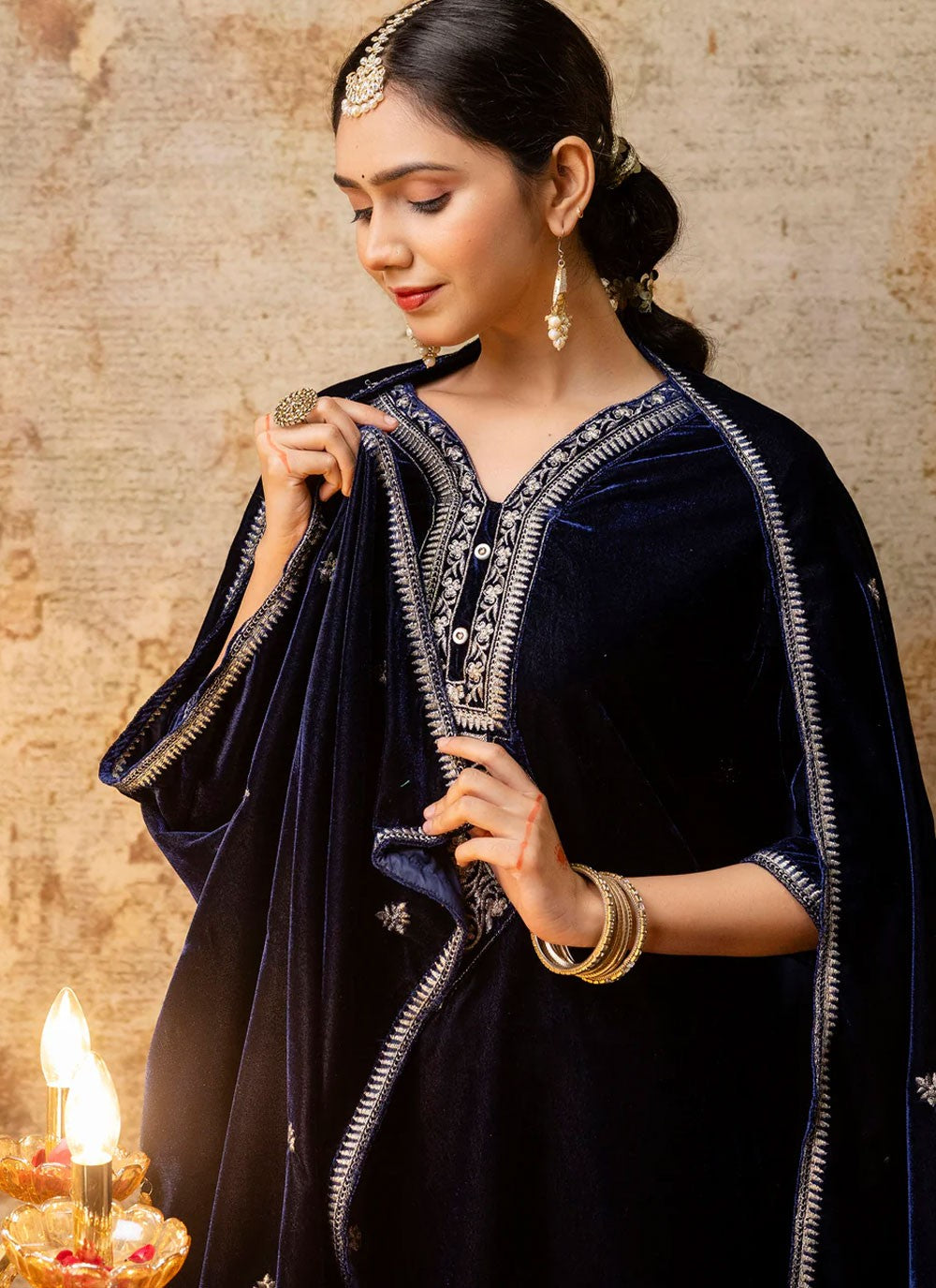 Embroidered Velvet Navy Blue Salwar Suit T6128