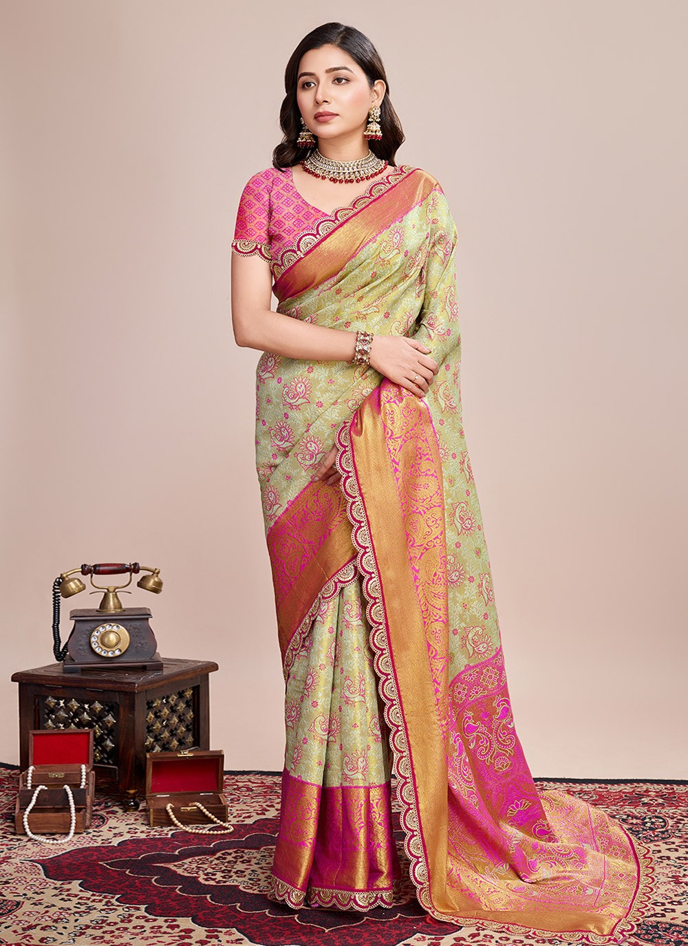 Contemporary Woven Beige Silk Saree S13635
