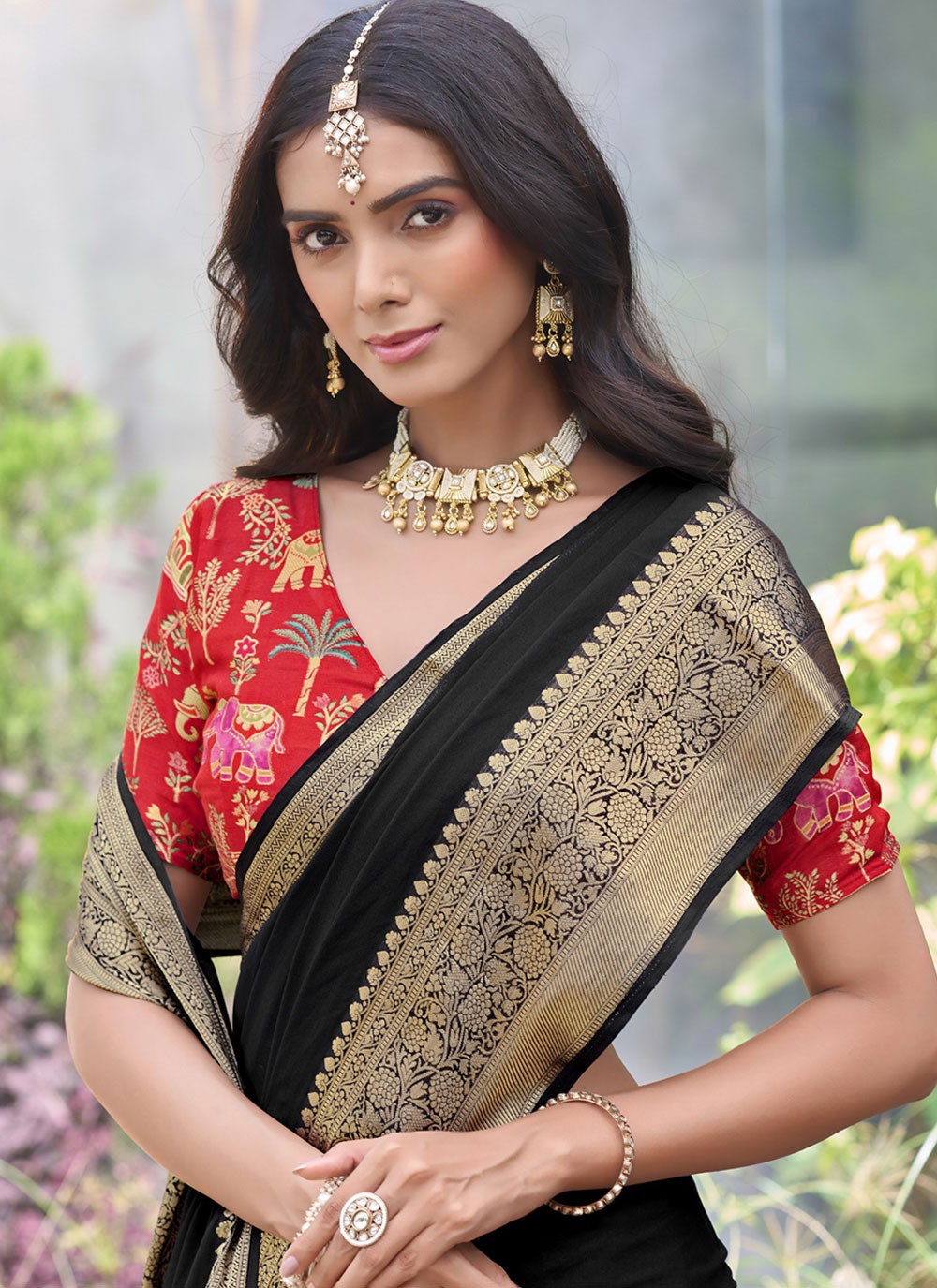 Black Silk Traditional Saree Weaving Zari S20428