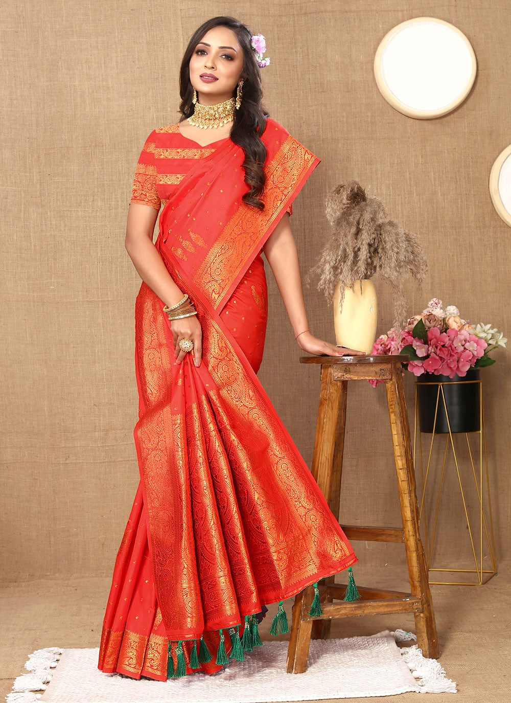 Classic Weaving Zari Silk Saree - S5472