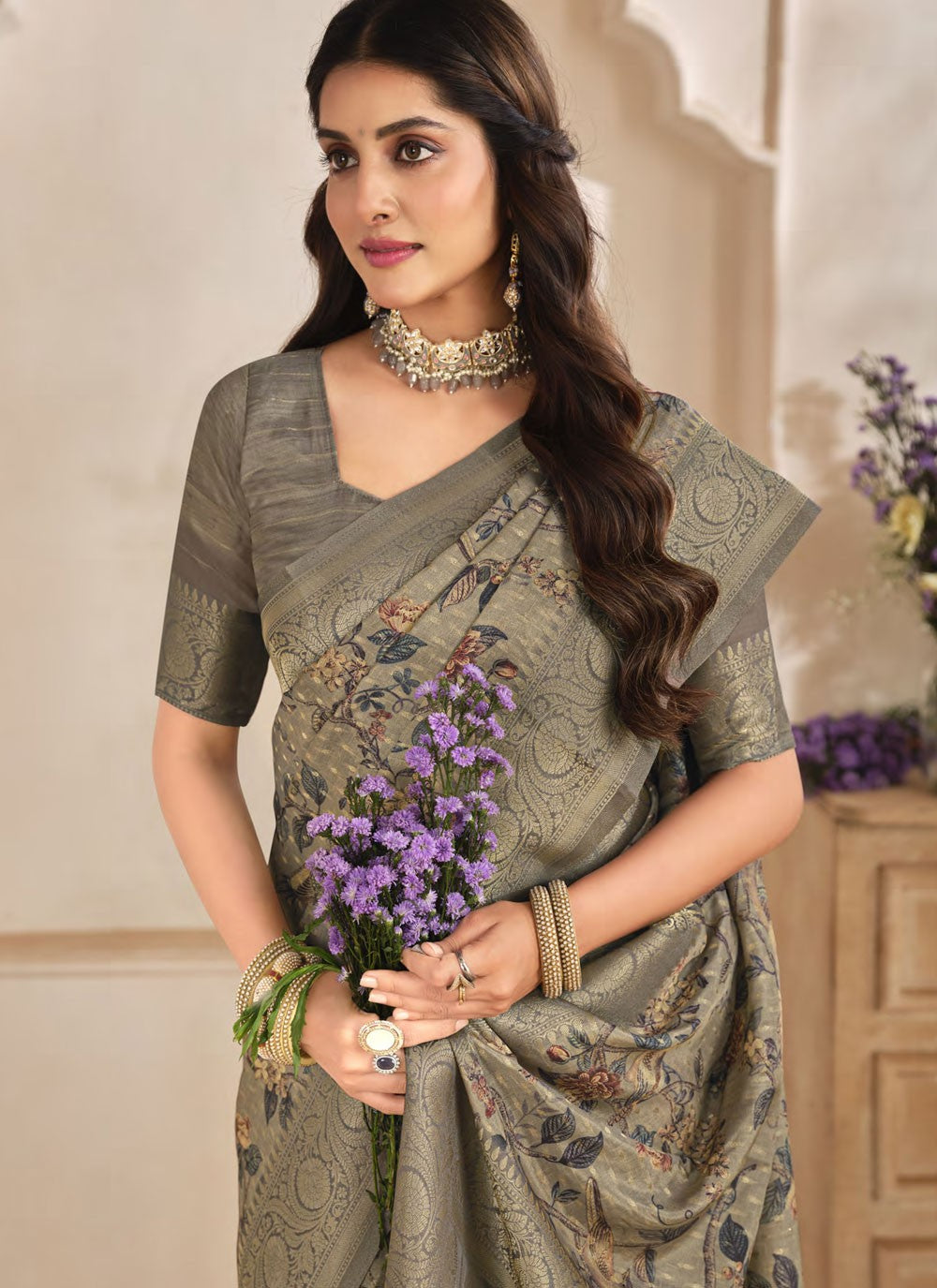 Classic Saree Weaving Zari Silver Silk Saree S13323