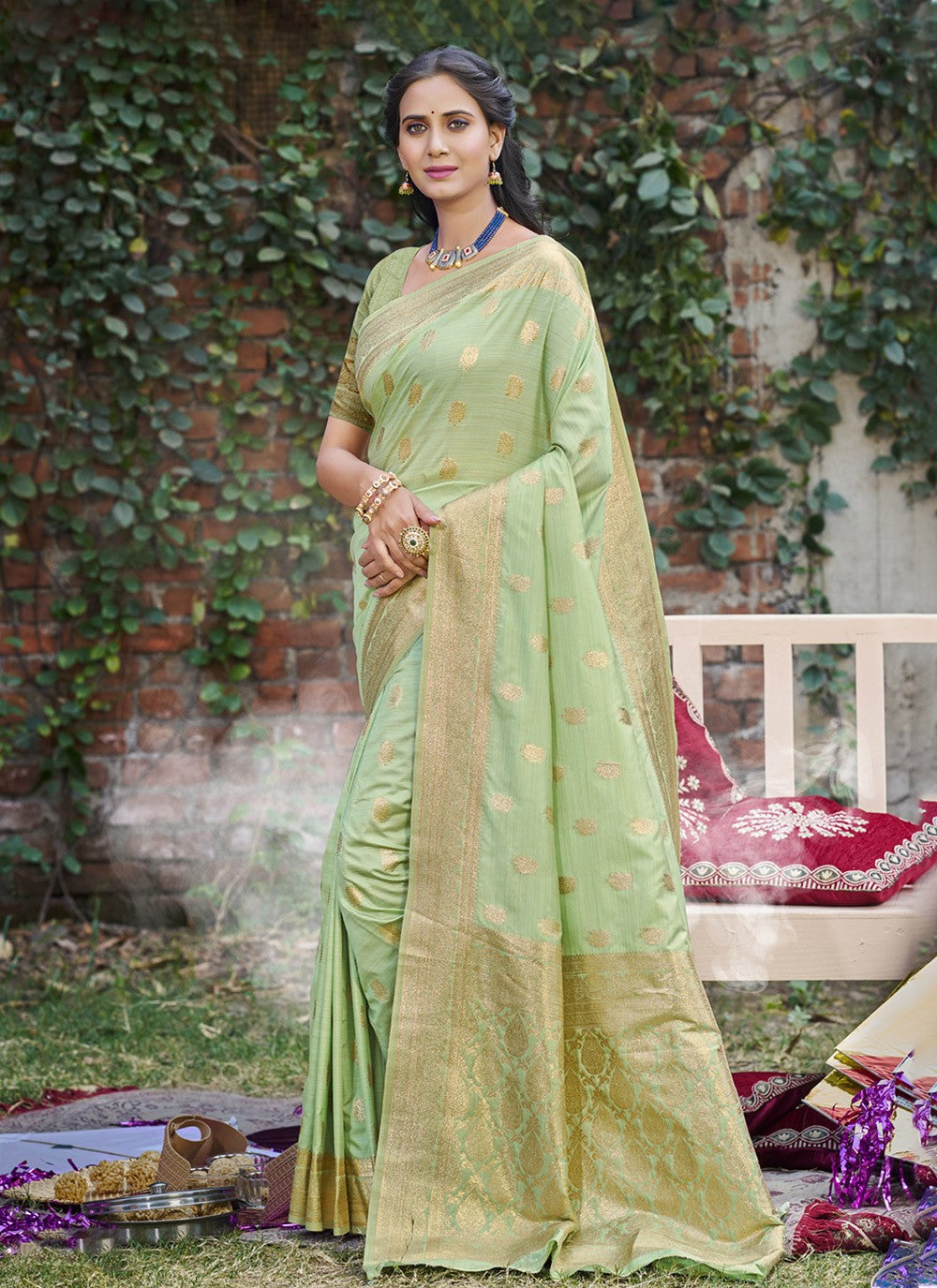 Contemporary Weaving Zari Green Silk Saree S12814