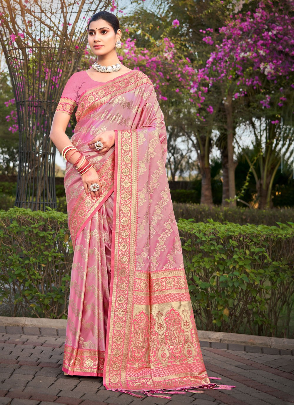 Traditional Foliage Prints Silk Saree - S5543