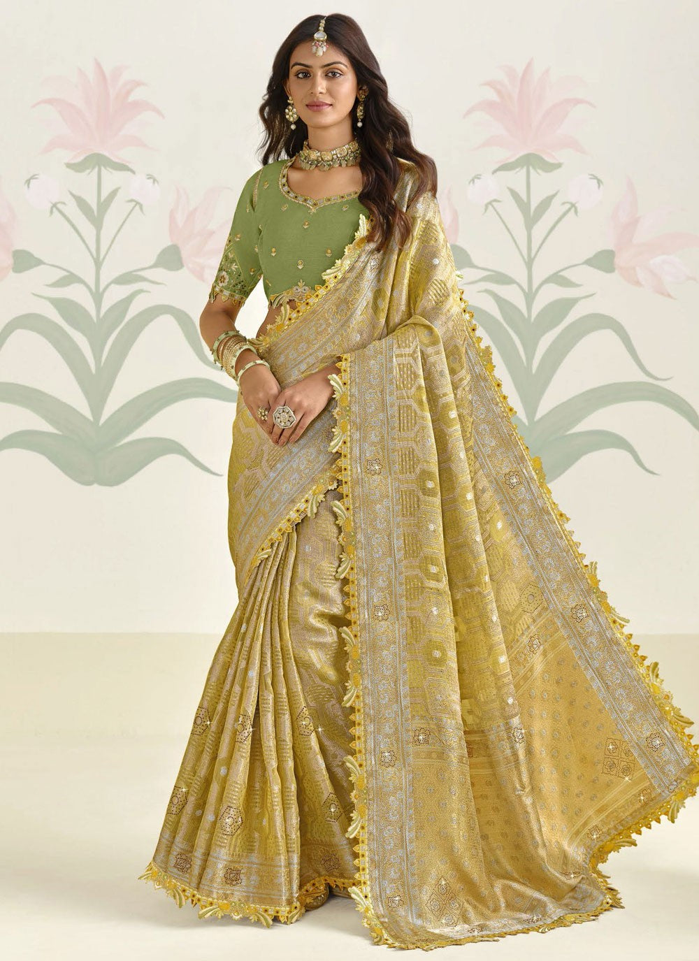 Designer Weaving Zari Gold Silk Saree S13020