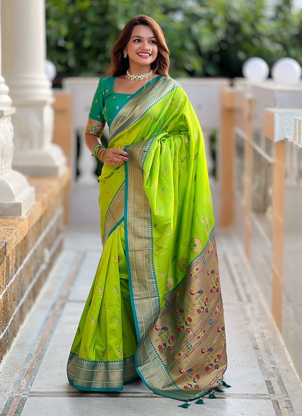 Green Silk Contemporary Saree Woven S16045