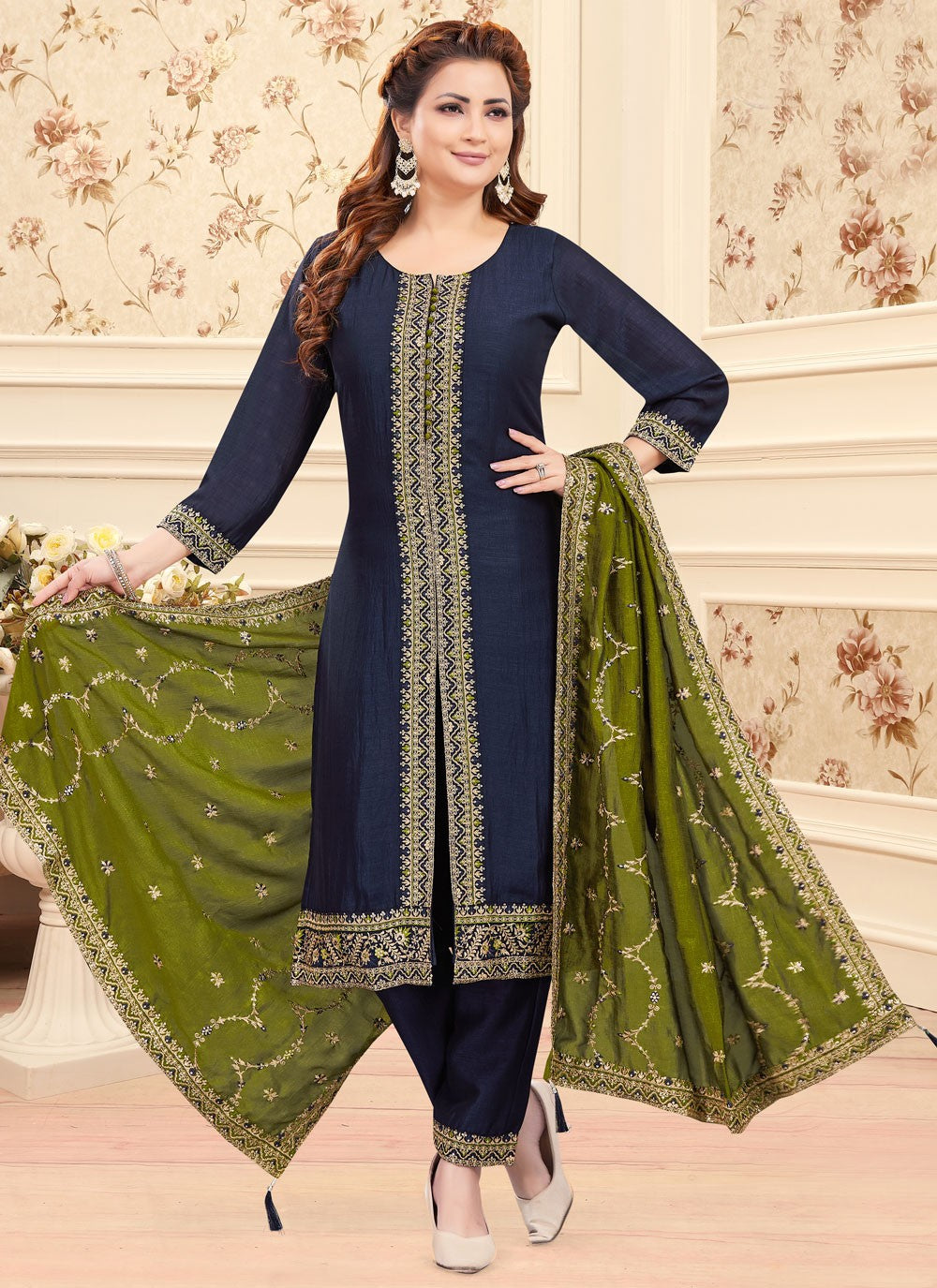 Churidar Suit Embroidered Navy Blue Silk T5587