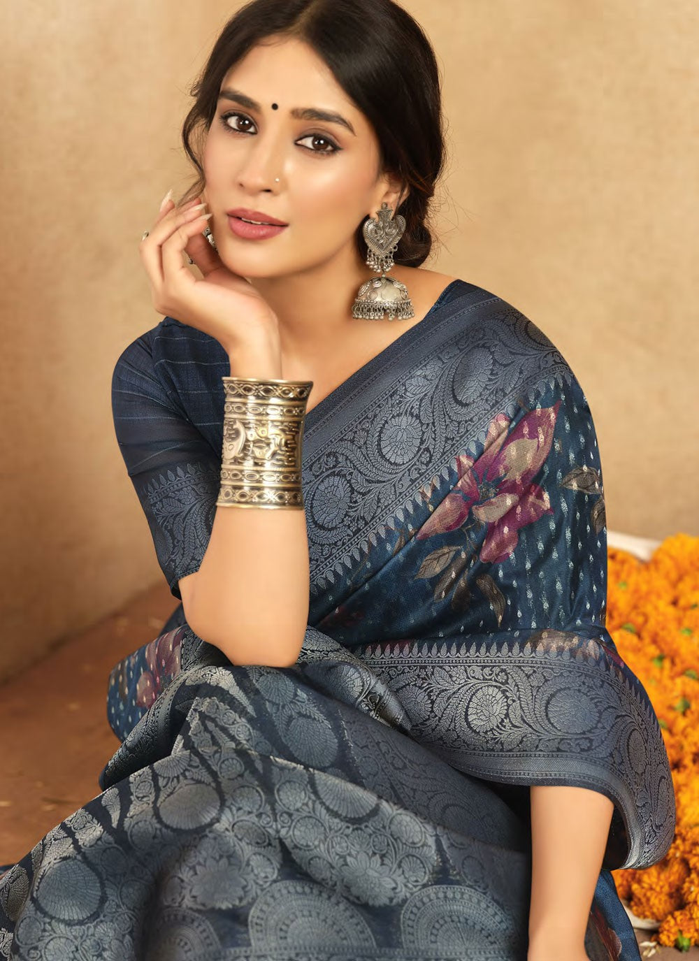Traditional Weaving Zari Navy Blue Silk Saree S13329