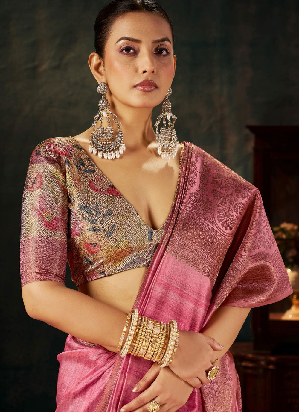 Pink Silk Classic Saree Weaving Zari S19255