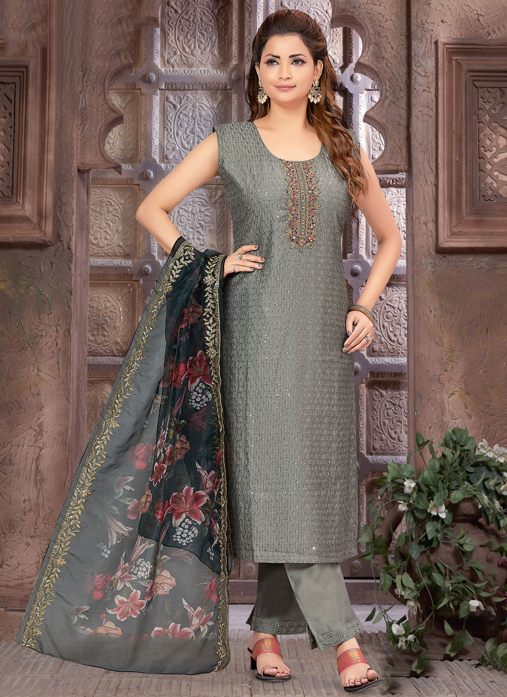 Archive Embroidered, Sequins, Zari 316765 Grey T6814