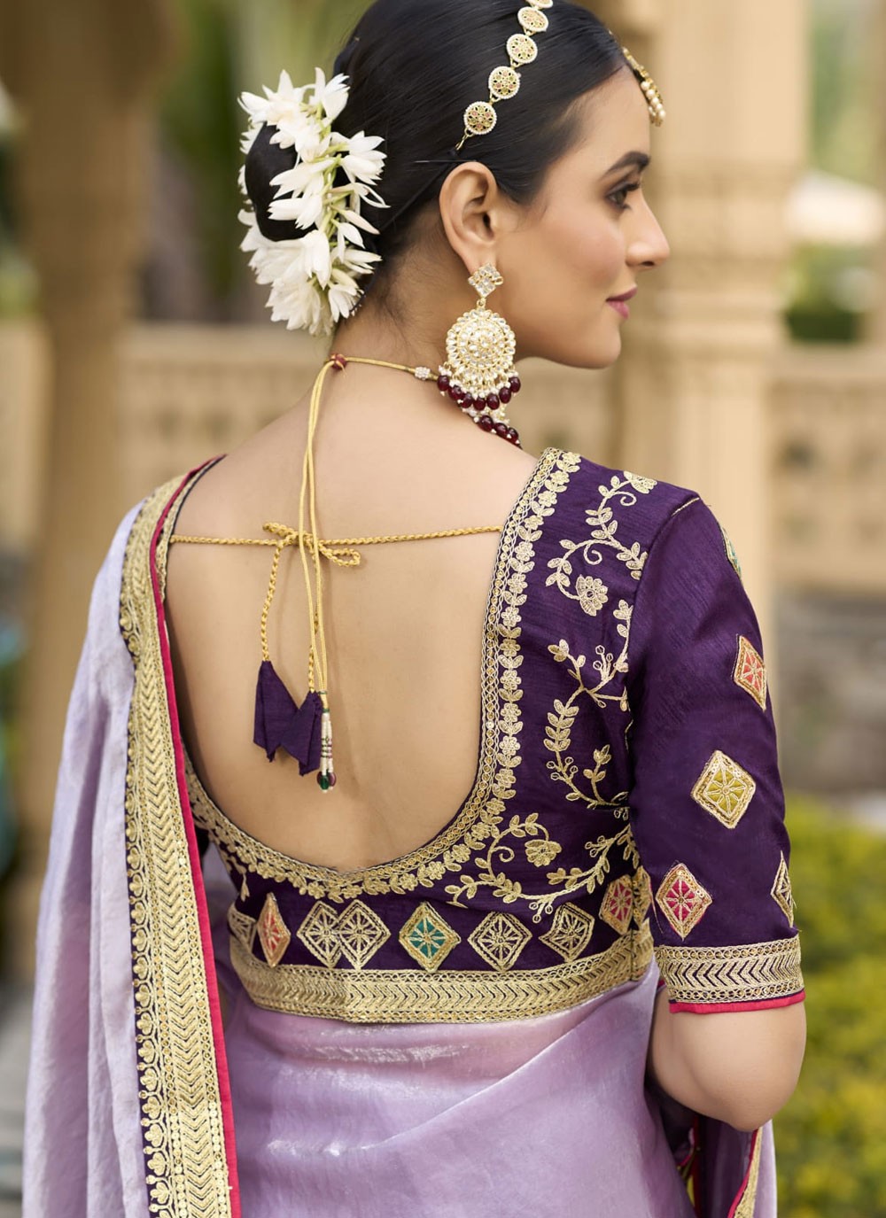 Border Work Silk Lavender Trendy Saree S15363