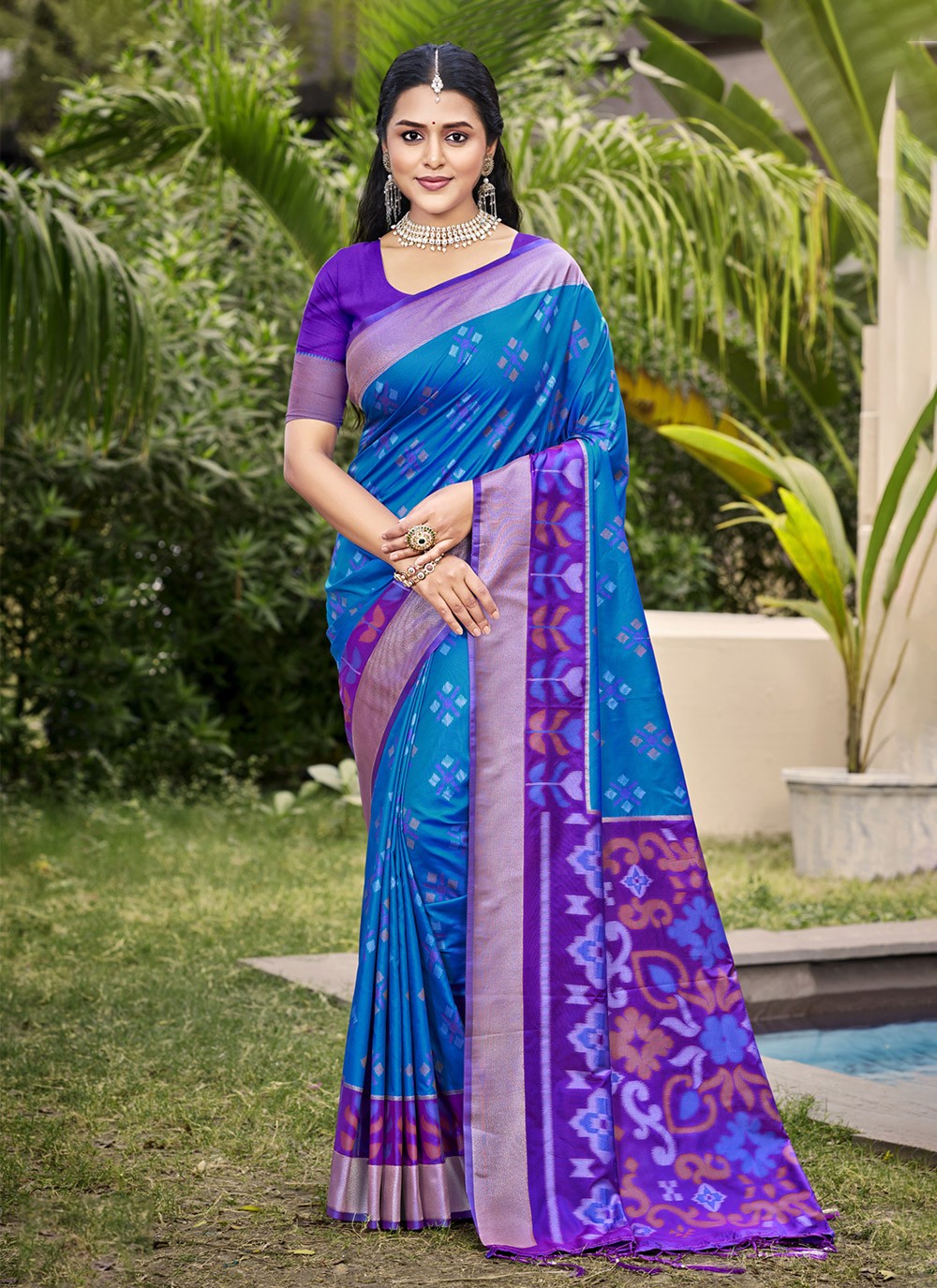 Classic Saree Weaving Zari Blue Silk S12935