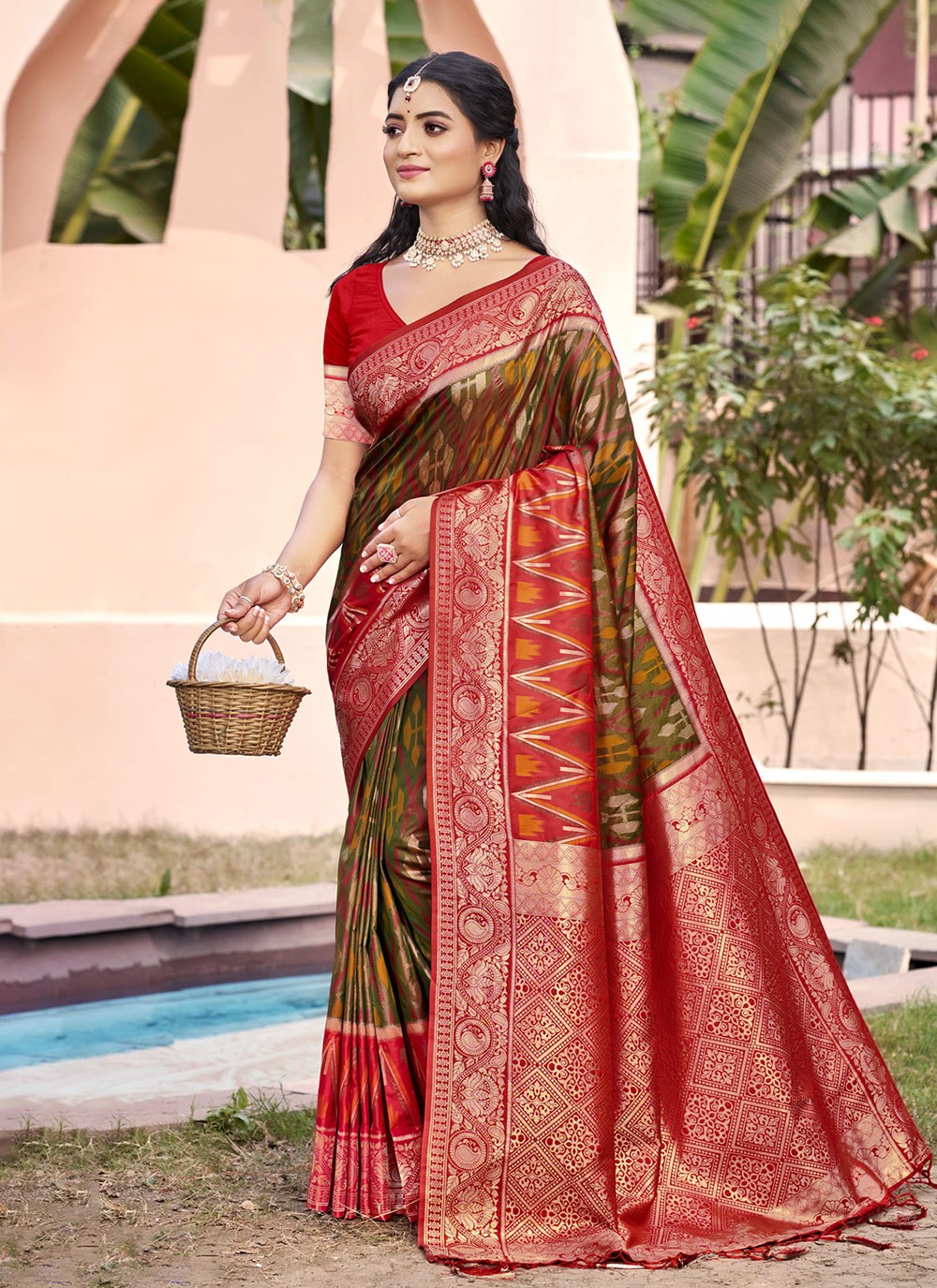 Classic Saree Weaving Zari Brown Silk S12828