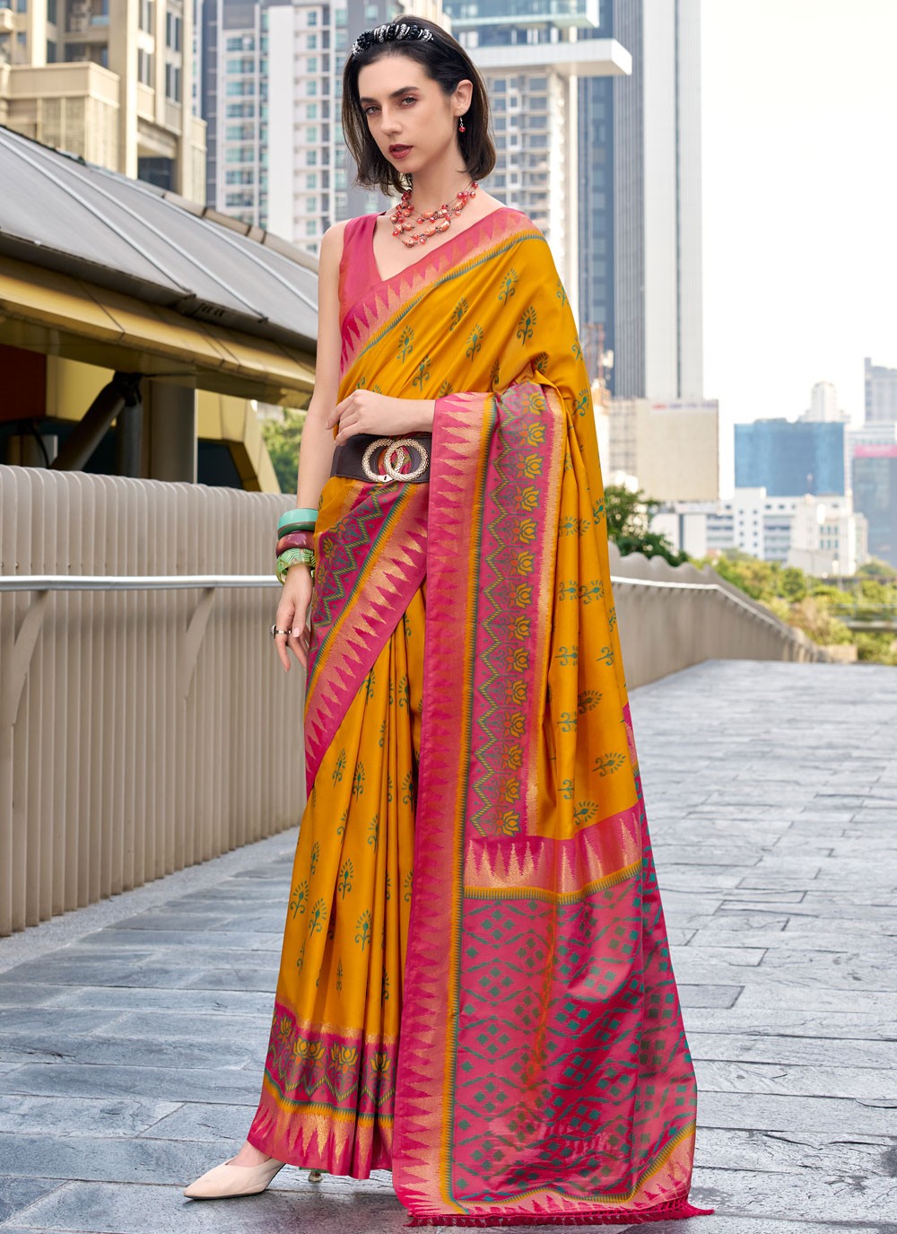 Weaving Zari Silk Multi Colour Classic Saree S15225