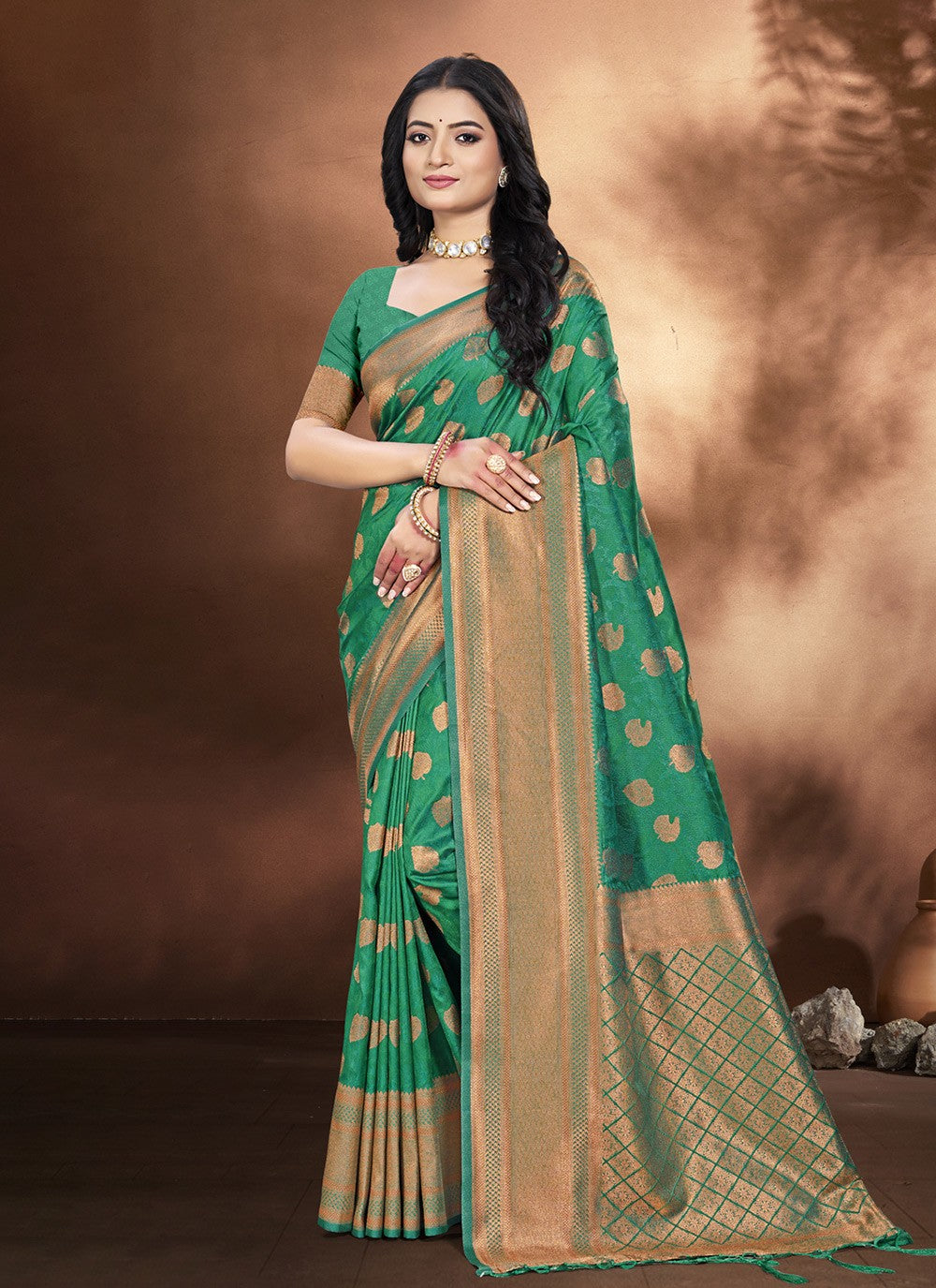 Classic Saree Weaving Zari Green Silk Saree S12908