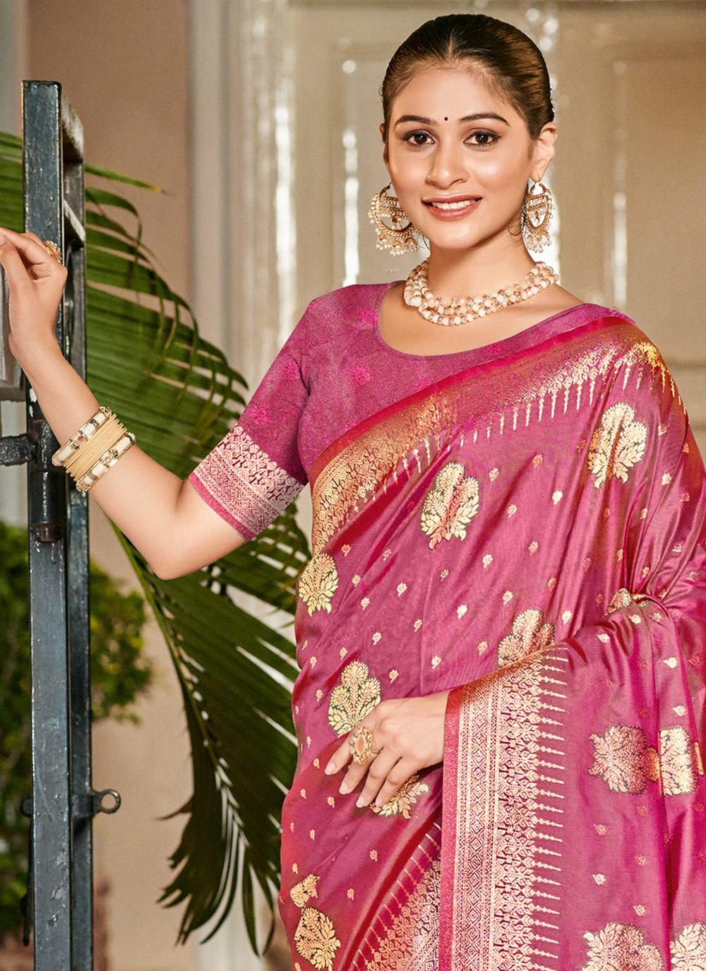 Classic Weaving Zari Silk Saree - S7222