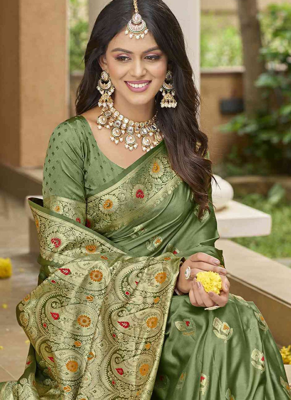 Green Silk Trendy Saree Weaving Zari S20382