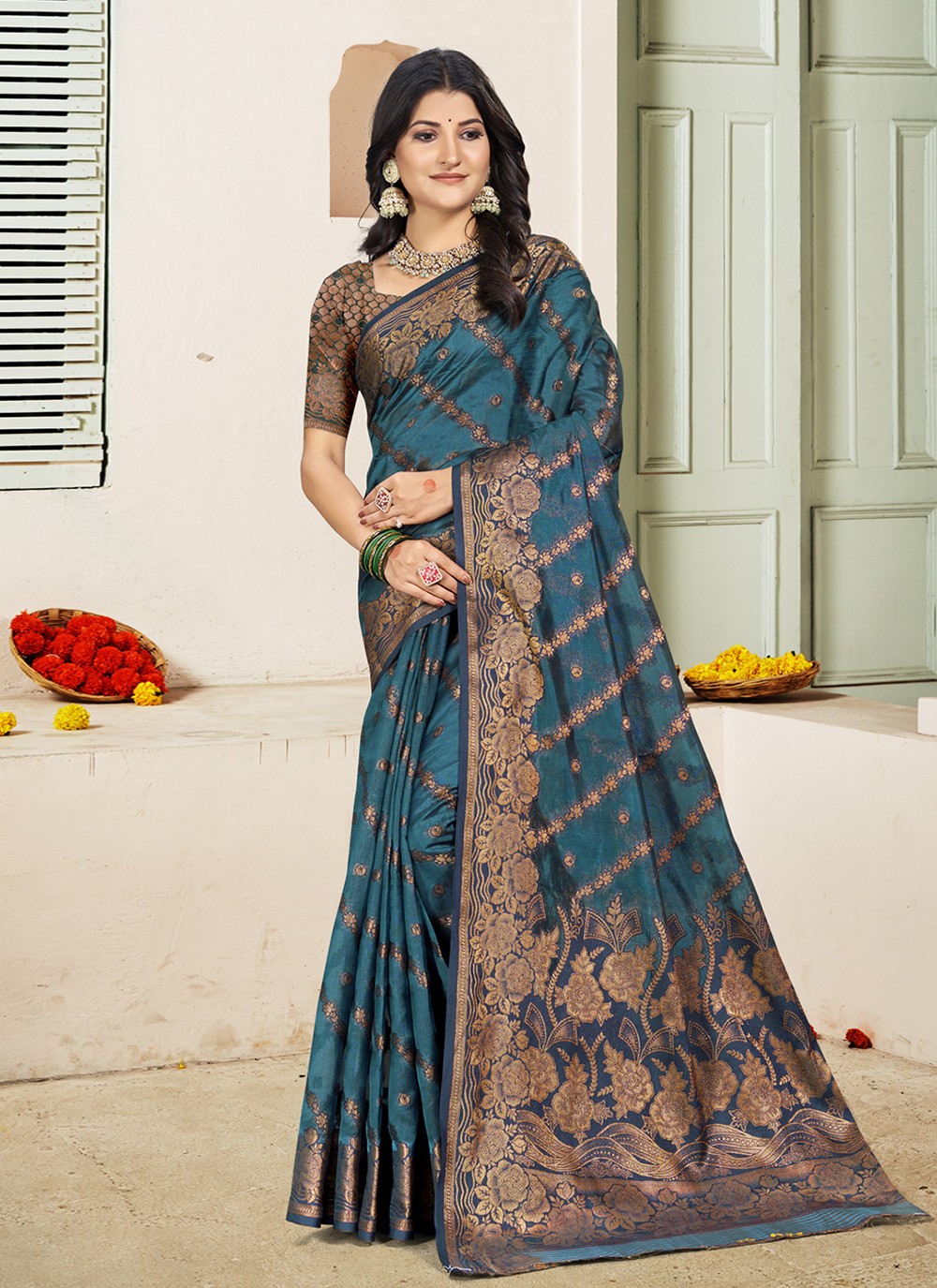 Trendy Saree Weaving Zari Turquoise Silk S12781