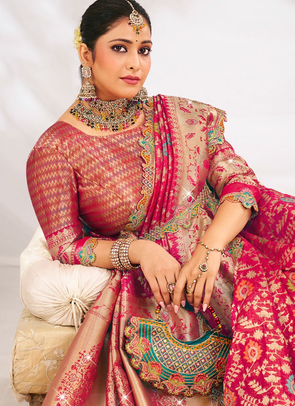 Pink Silk Trendy Saree Fancy Work S19615