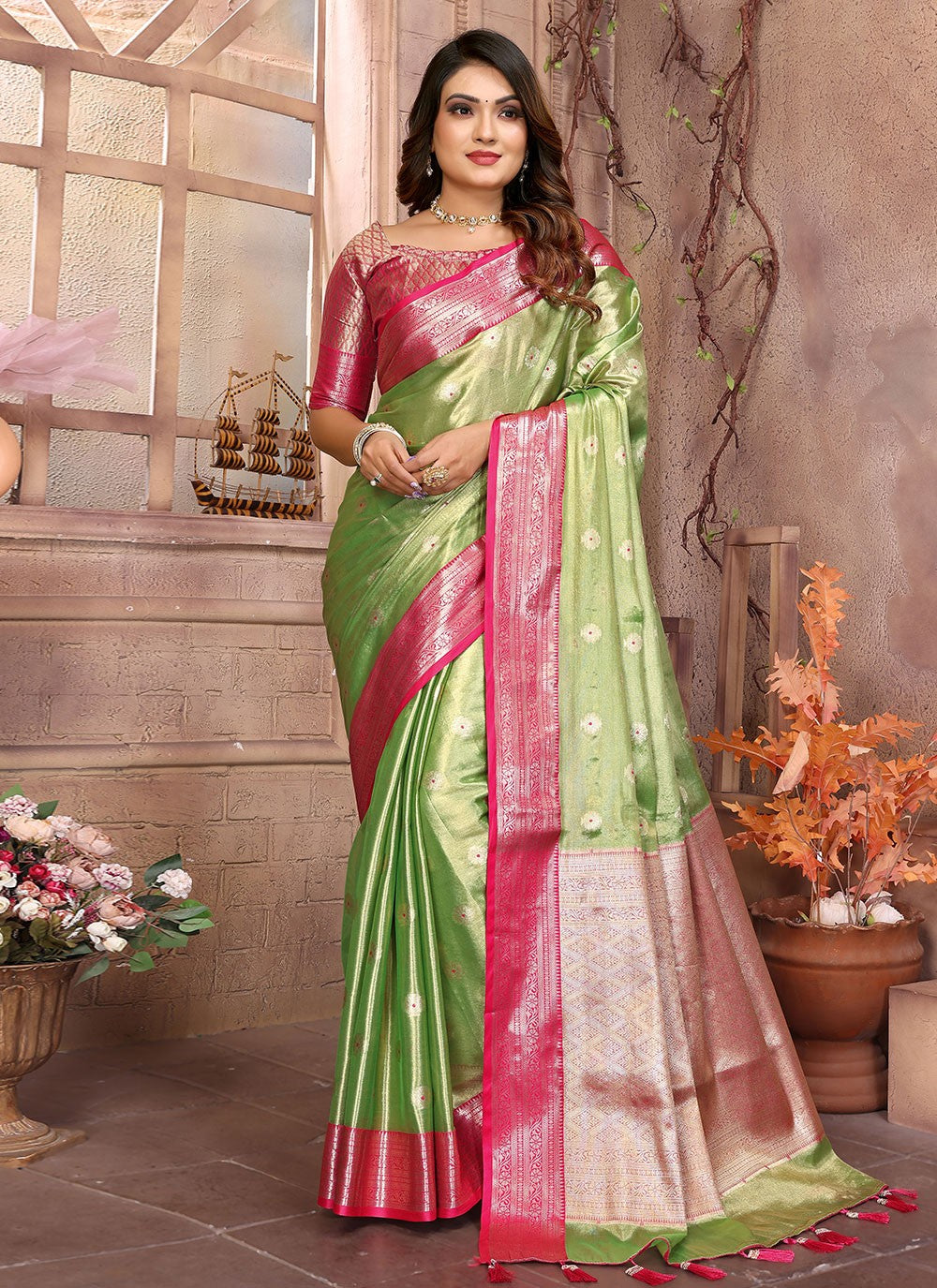 Woven Silk Green Saree S14618