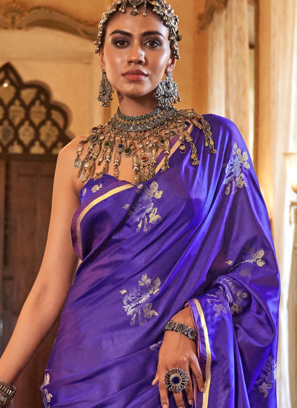 Classic Saree Weaving Zari Violet Handloom Silk Saree S13166