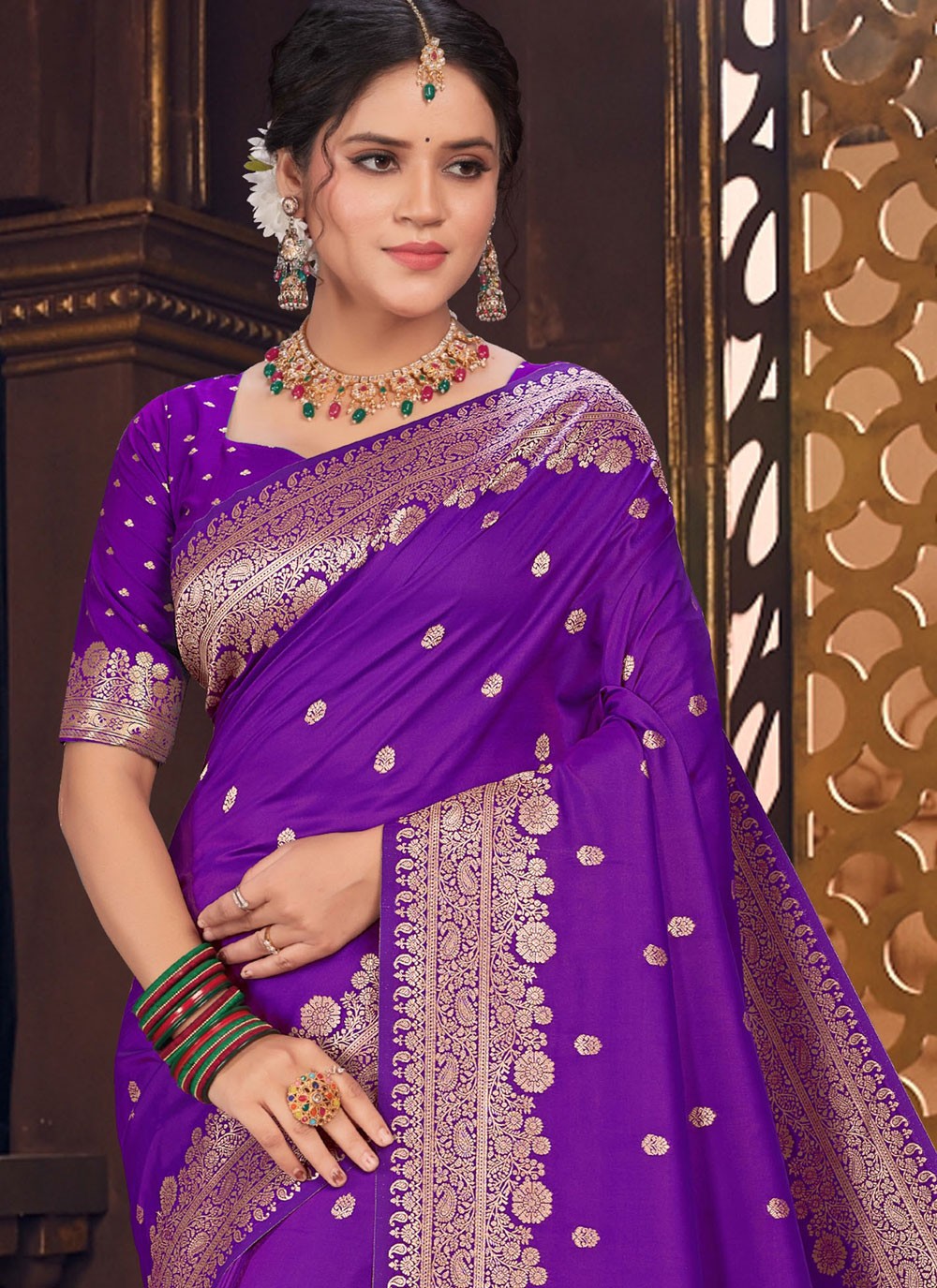 Trendy Saree Jacquard Work Violet Silk S12883