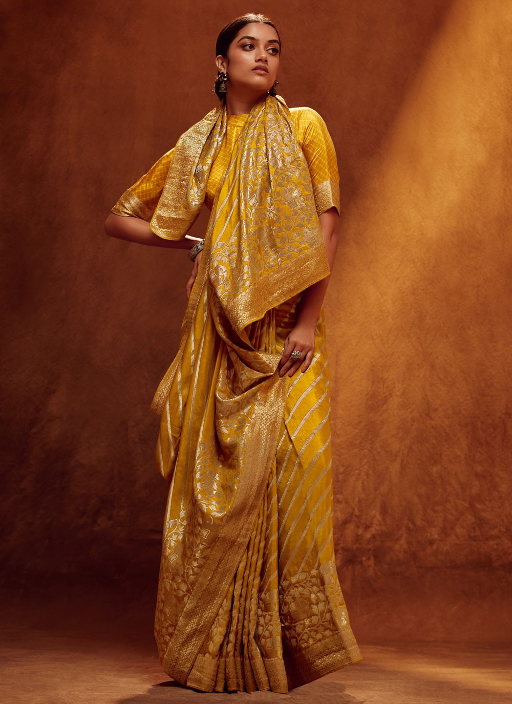 Classic Woven Viscose Saree - S4393
