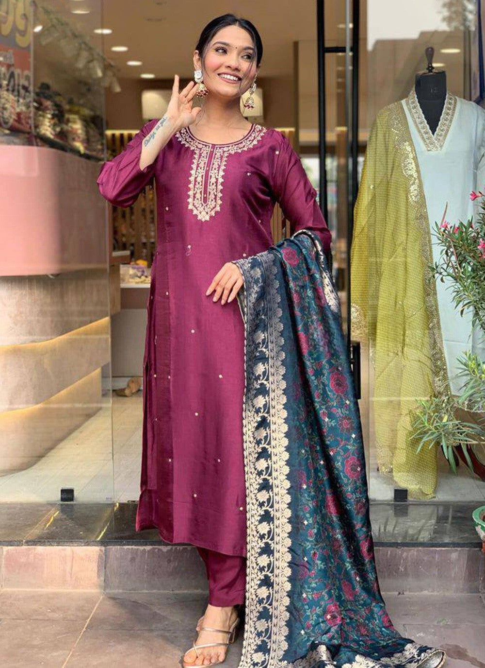 Embroidered Chinon Purple Pant Style Suit T6404