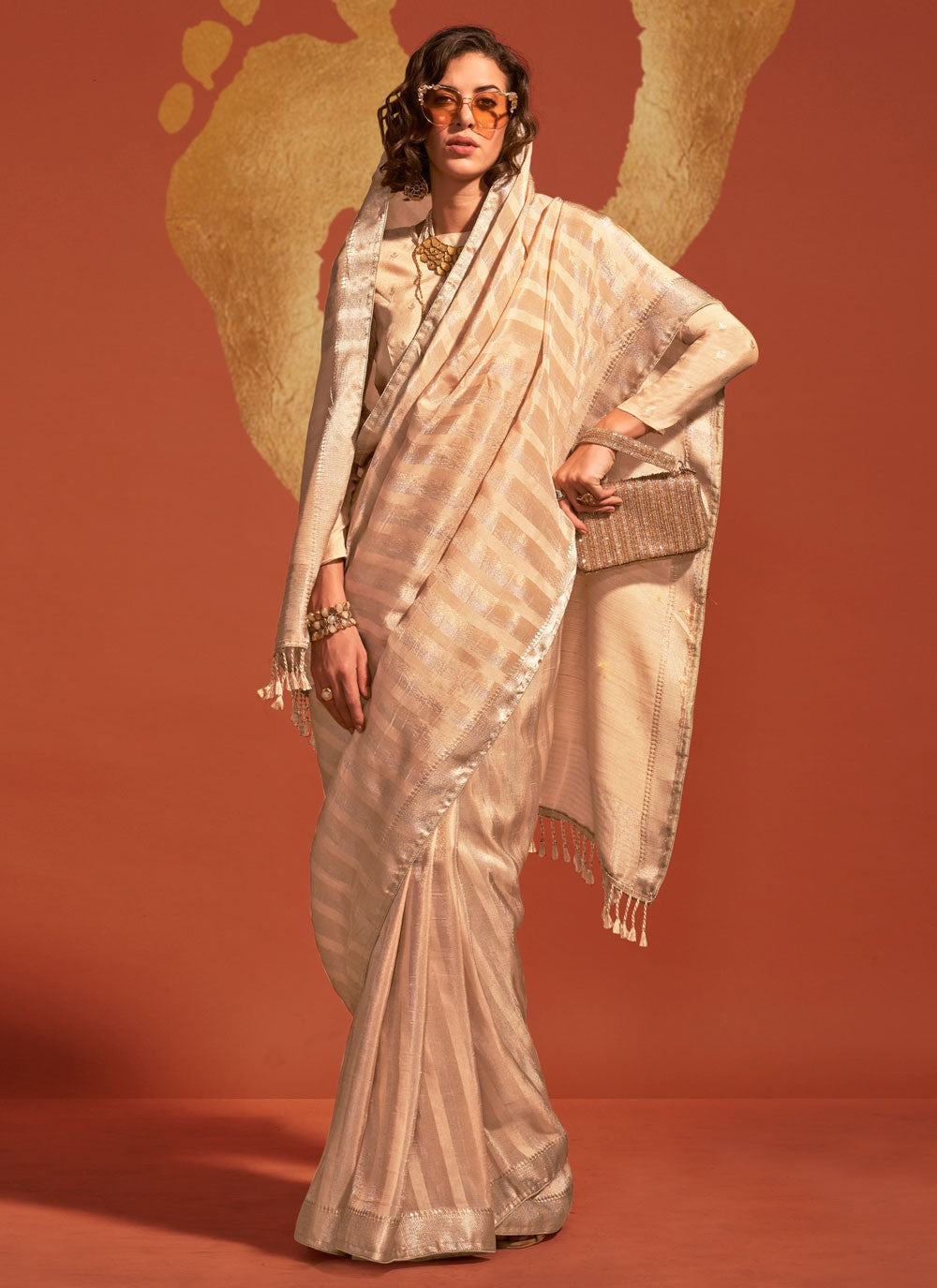 Trendy Weaving Zari Viscose Saree - S5856