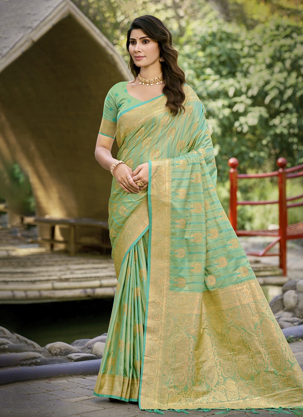 Trendy Saree Weaving Zari Sea Green Silk S12366