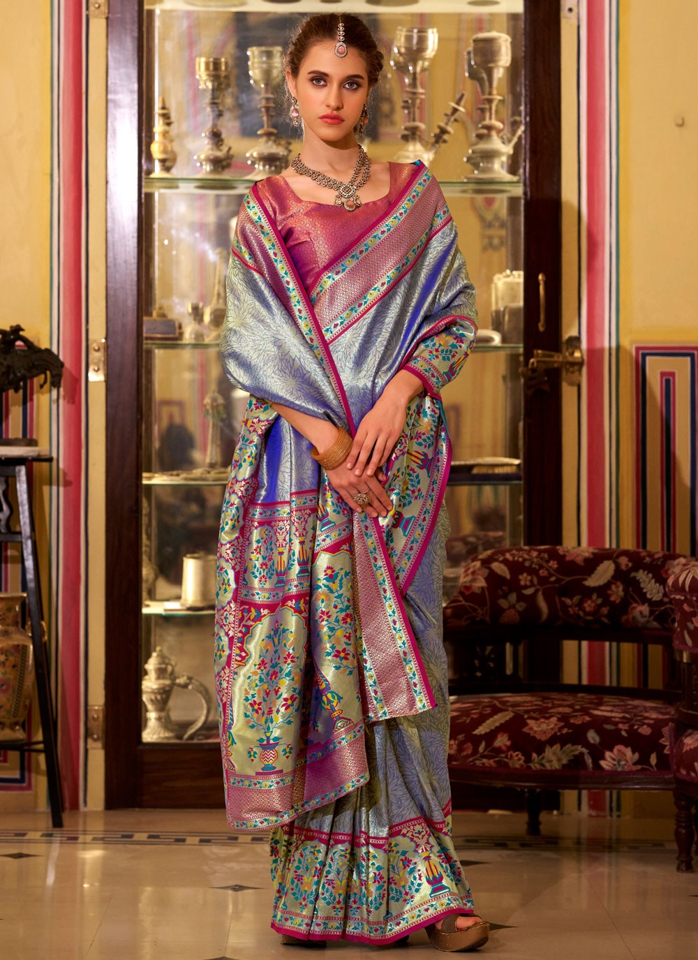 Weaving Zari Silk Violet Classic Saree S15572
