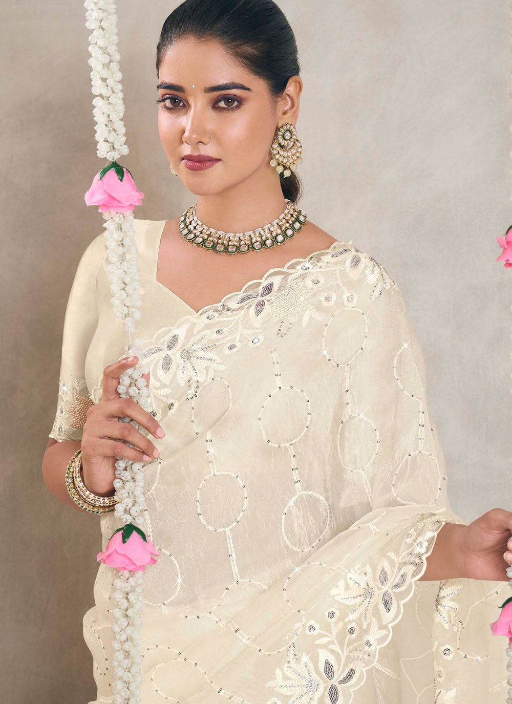 Trendy Saree Weaving Zari Cream Silk Saree S12741