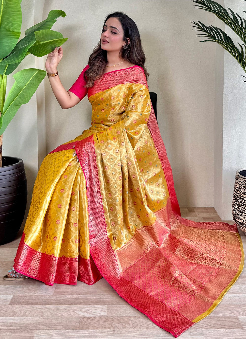 Weaving Zari Silk Mustard Trendy Saree S15243