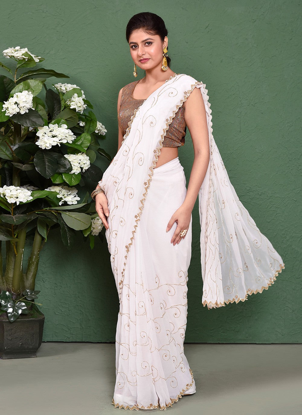 Hand Embroidery Georgette White Saree S14321
