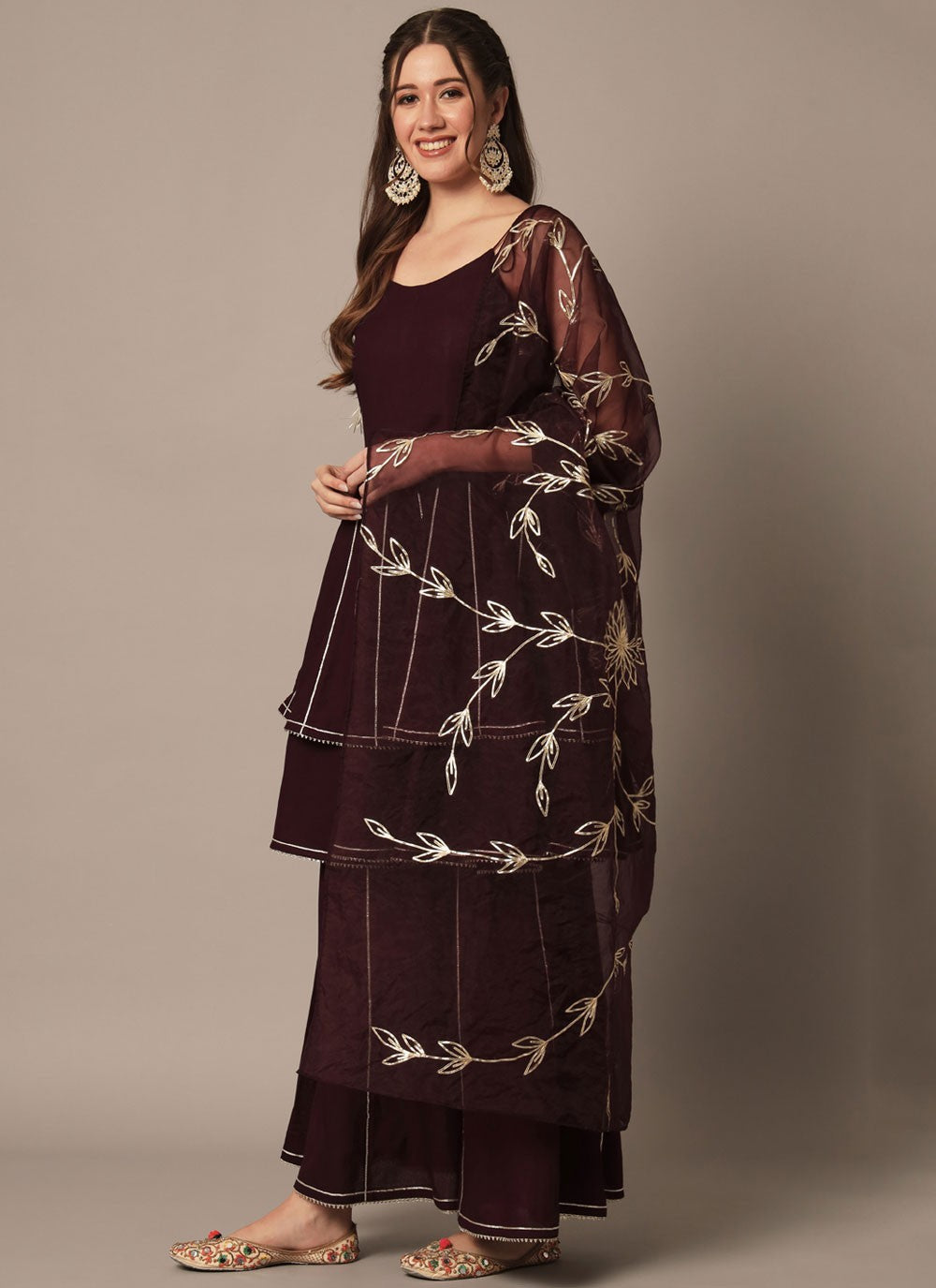 Archive Fancy Work 316132 Wine T6636