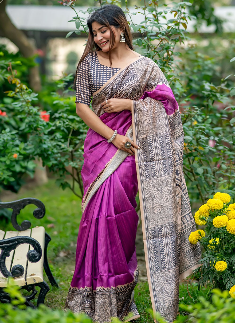 Contemporary Printed Tussar Silk Saree - S6692
