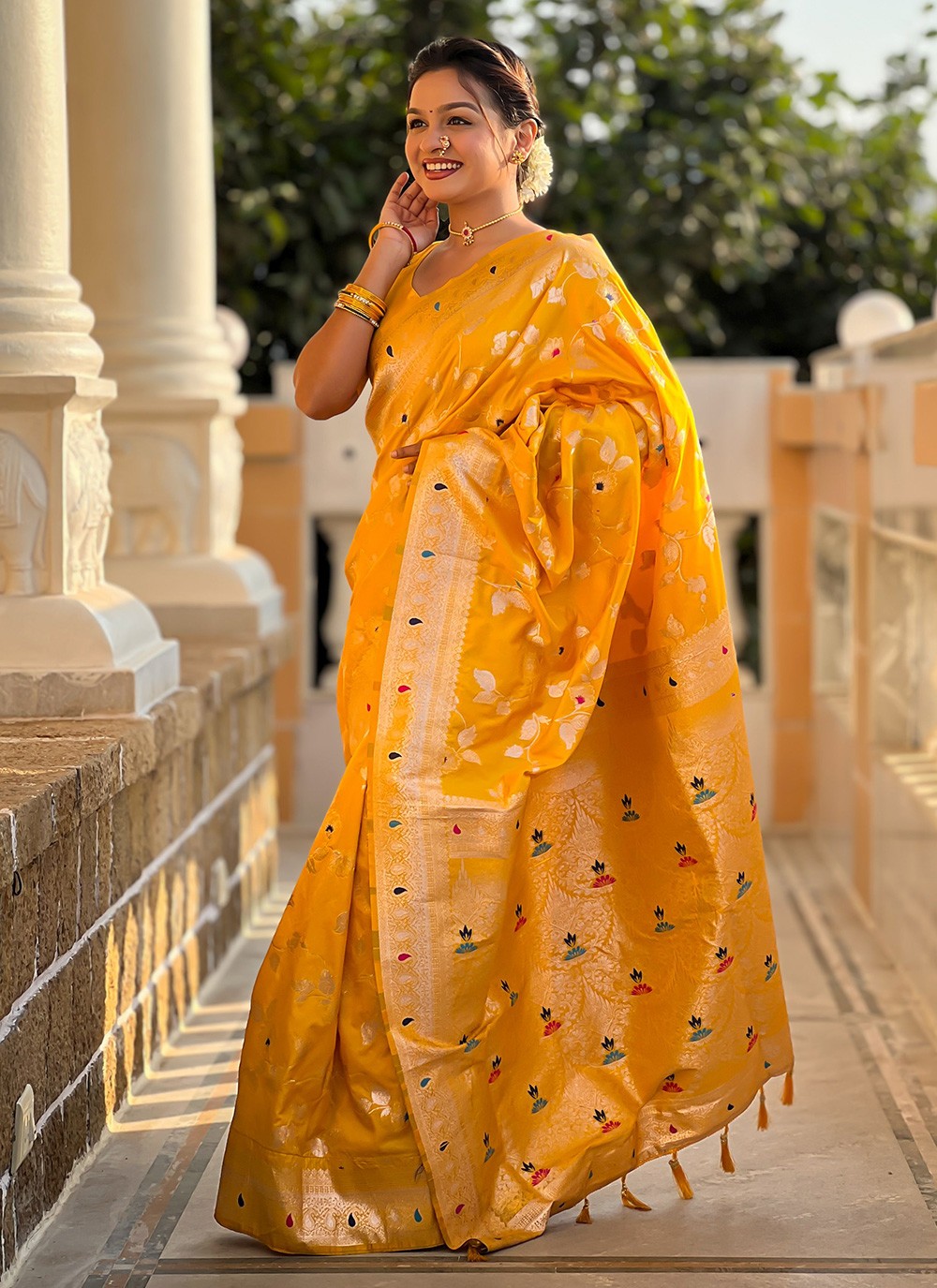 Yellow Banarasi Silk Classic Saree Jacquard Work, Woven S16594