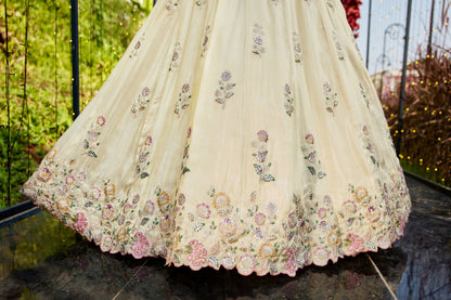 Cream Tissue Lehenga with Green Gold Embroidered Dupatta | Sequins & Threadwork Blouse - LC2518