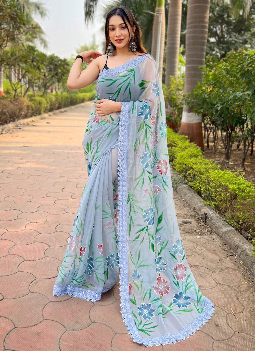 Classic Border Work Shimmer Saree - S6244