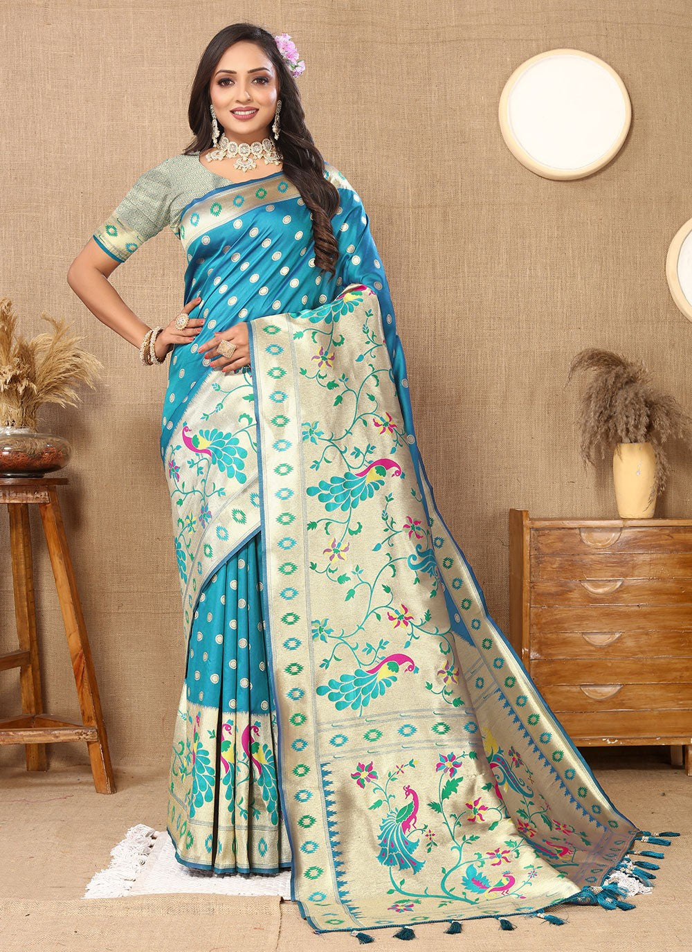 Classic Weaving Zari Silk Saree - S5622