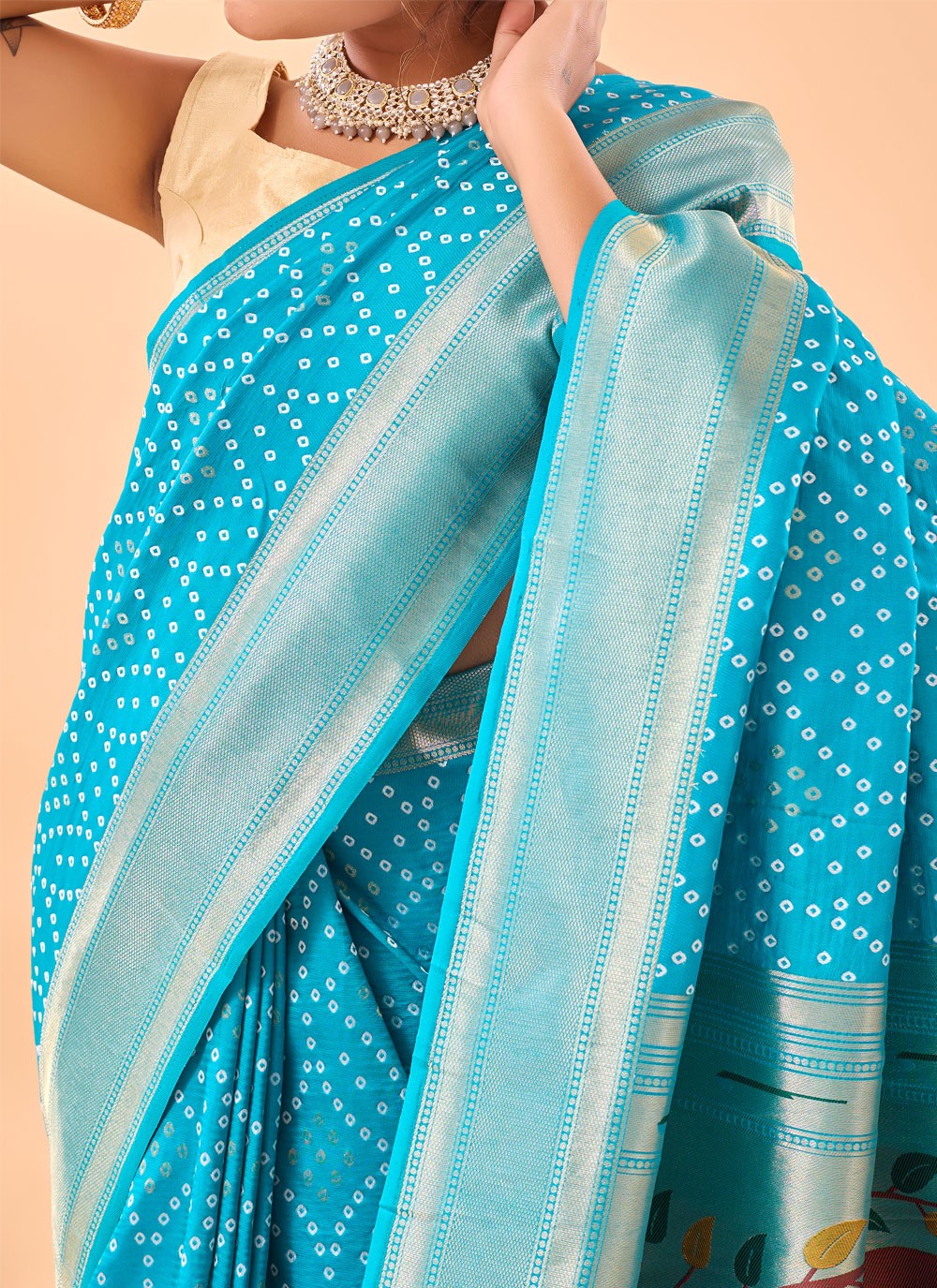 Classic Woven Silk Saree - S4397