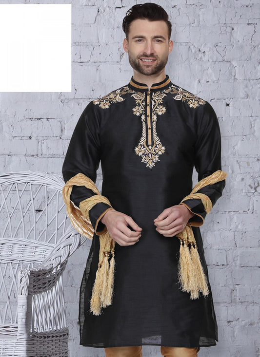 Embroidered Art Dupion Silk Navy Blue Kurta - M1467