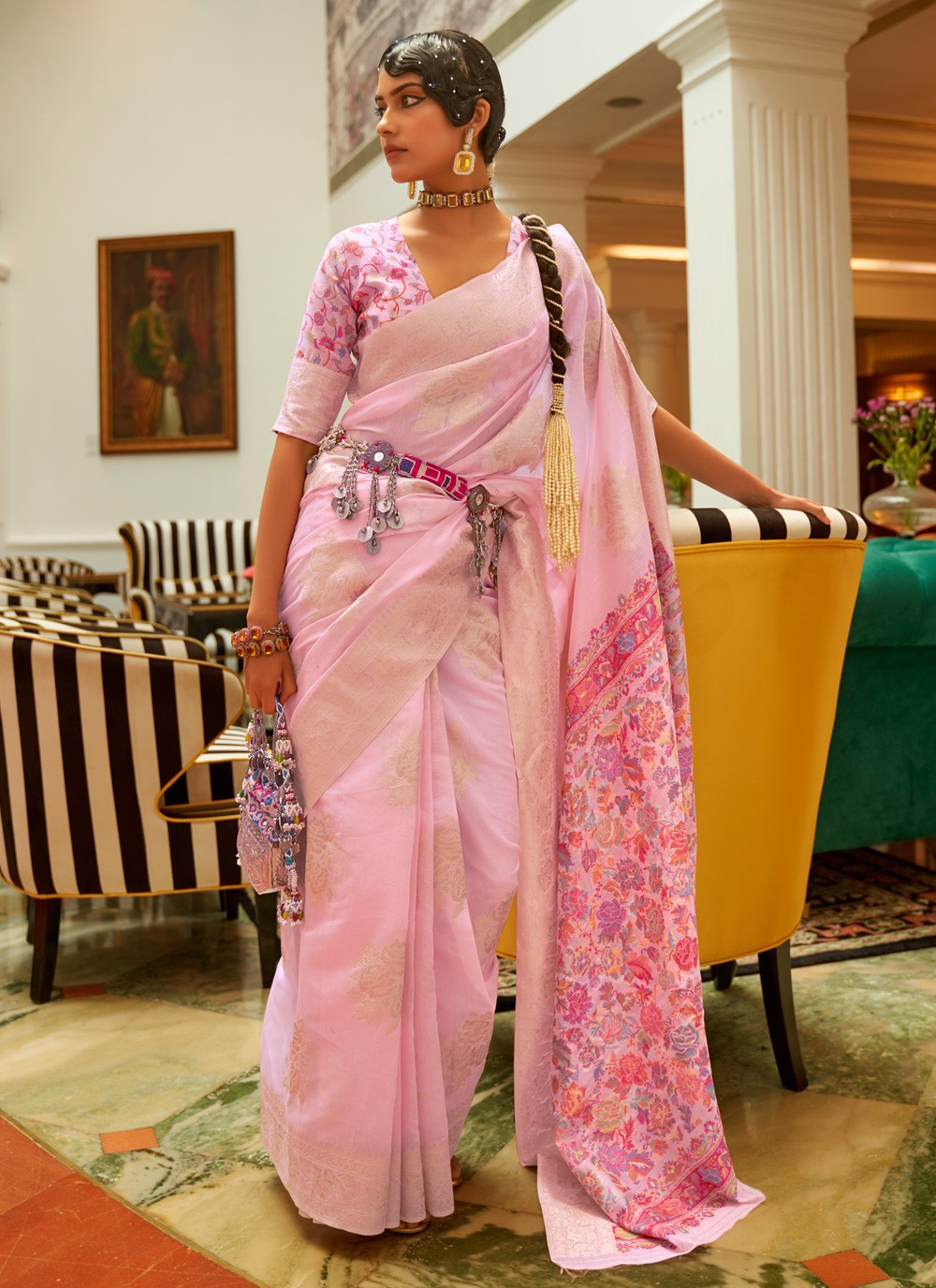 Classic Weaving Zari Art Silk Saree - S3684