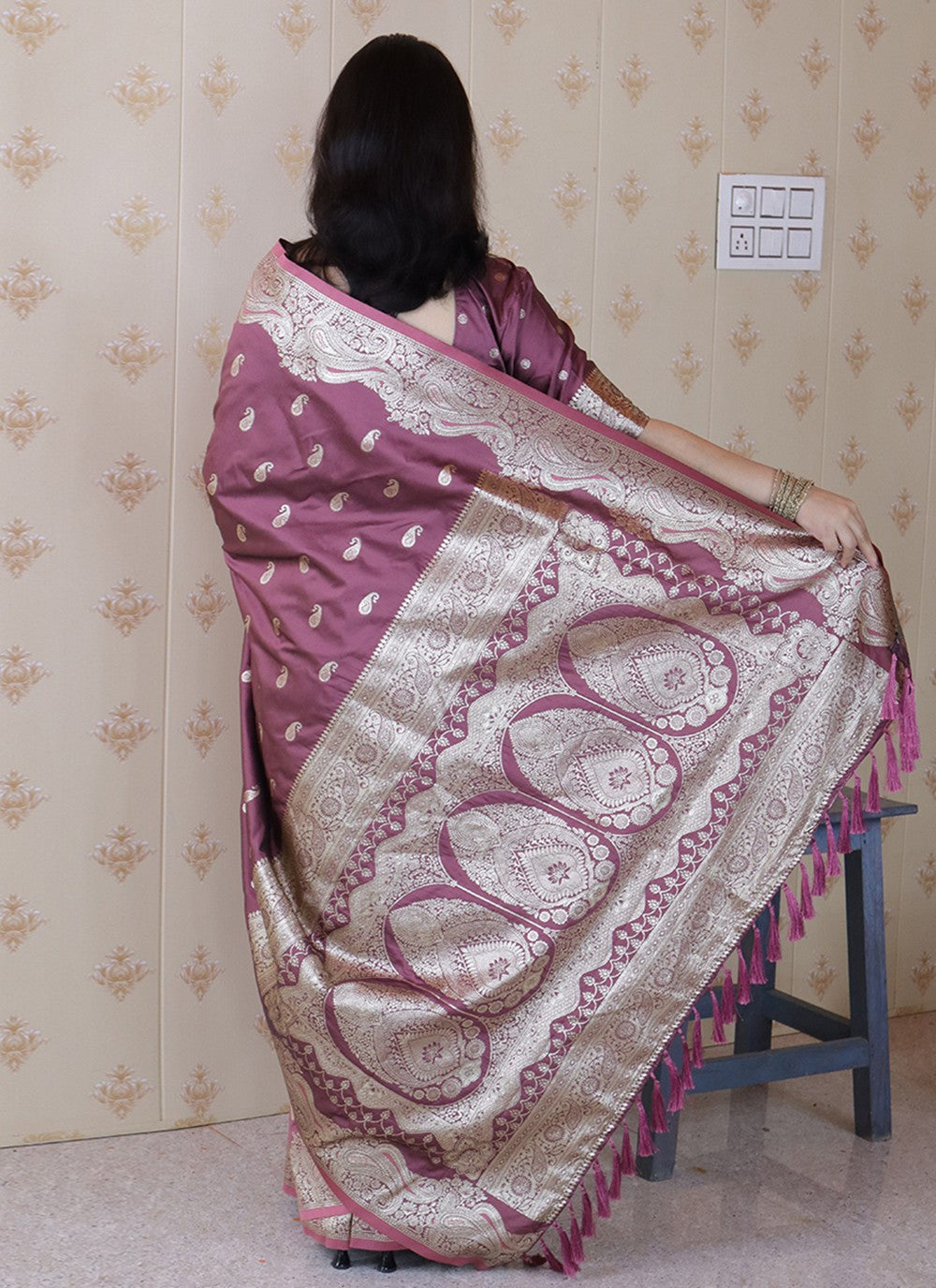 Purple Banarasi Silk Contemporary Saree Woven S19468