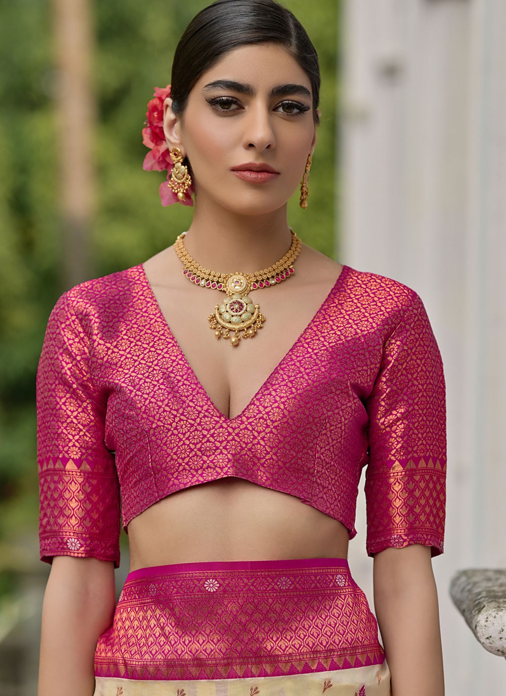 Traditional Saree Woven Cream Banarasi Silk S13048