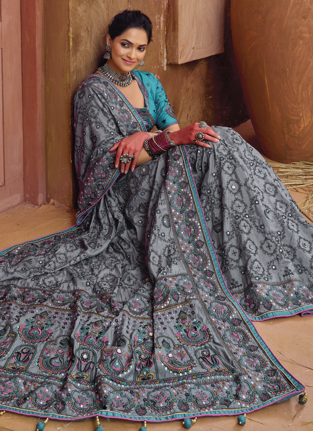 Classic Diamond Banarasi Silk Saree - S3758