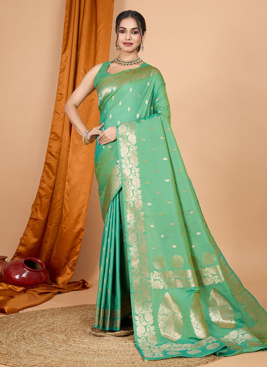 Woven Banarasi Silk Green Classic Saree S15065