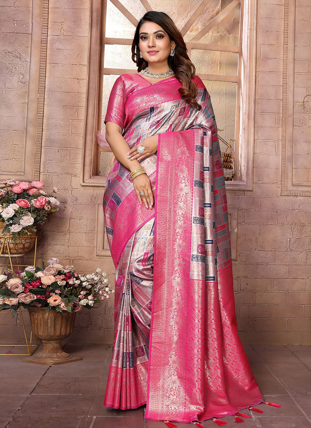 Woven Banarasi Silk Grey Trendy Saree S15060