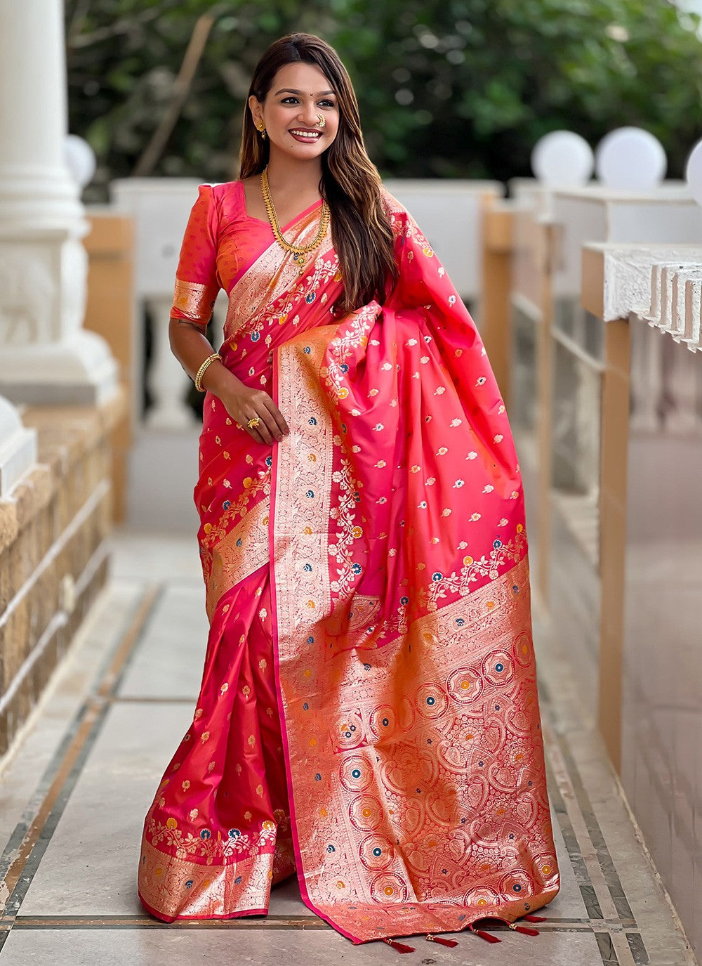 Pink Banarasi Silk Trendy Saree Meenakari, Woven S16650