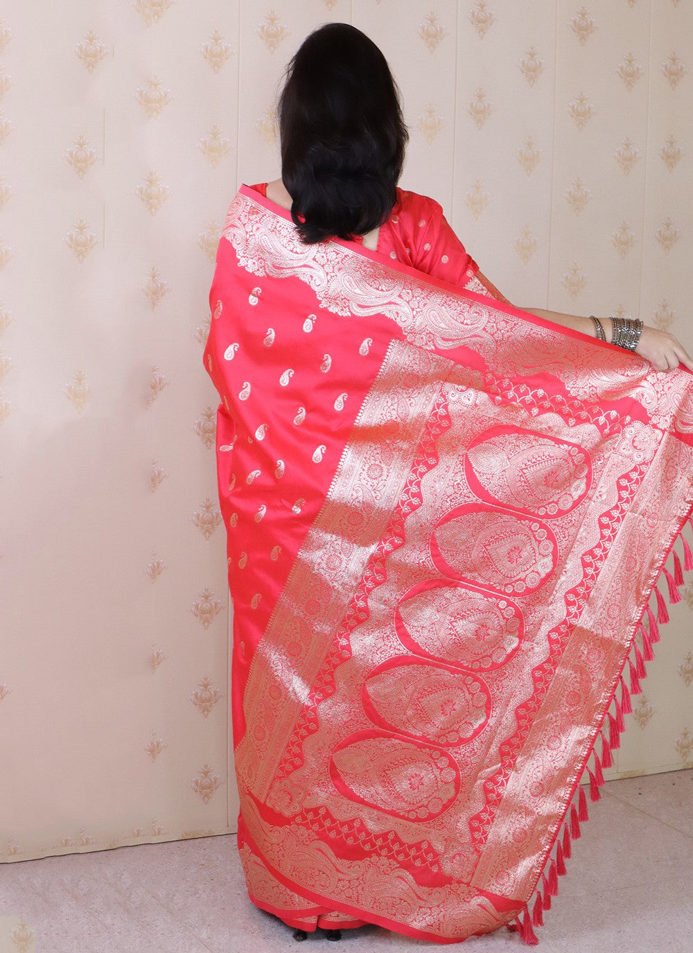 Red Banarasi Silk Classic Saree Woven S19462
