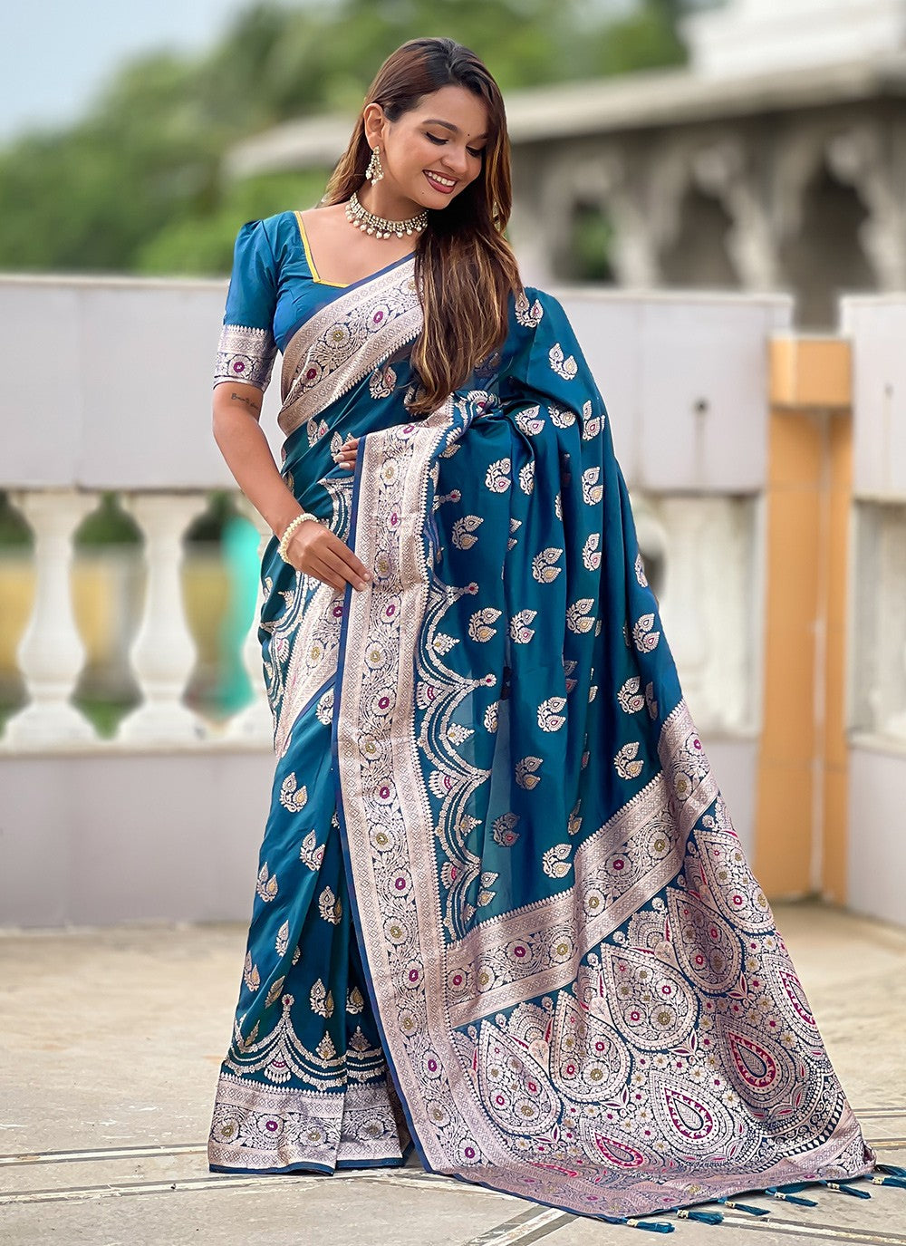Teal Banarasi Silk Contemporary Saree Jacquard Work, Woven S18534